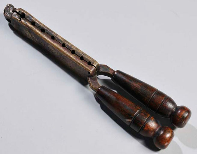 Isaac Maynard's Brass Step-down Bullet and Shot Mold, c. 1777